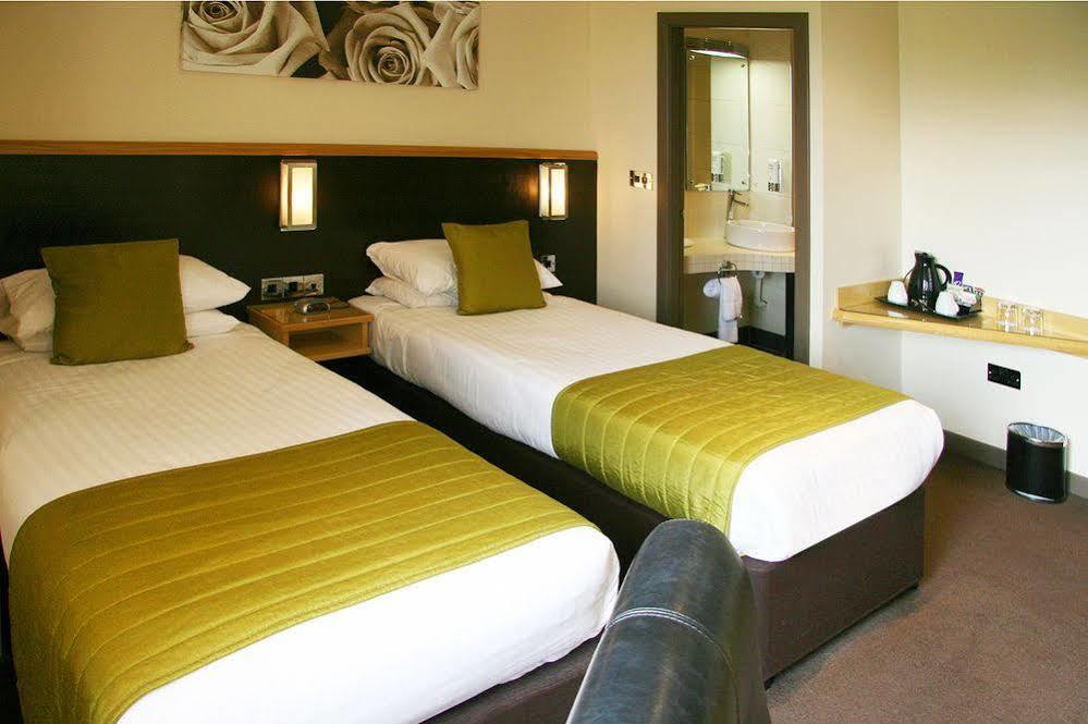 Damon'S Hotel Lincoln Bagian luar foto