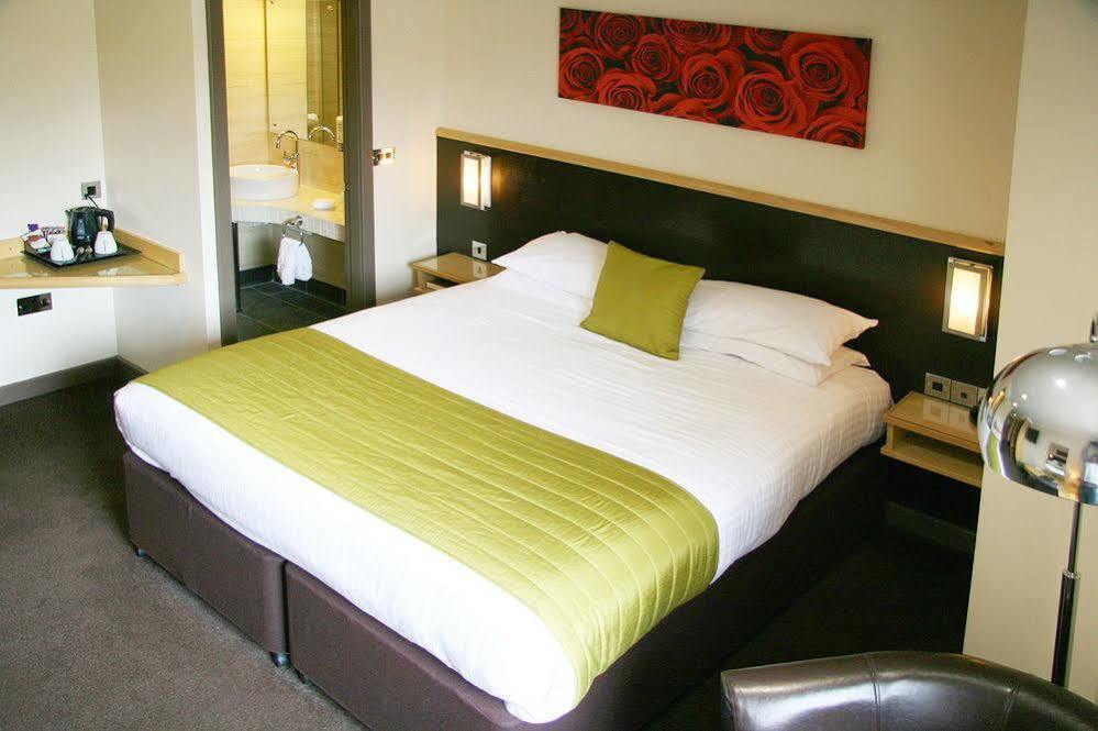 Damon'S Hotel Lincoln Bagian luar foto